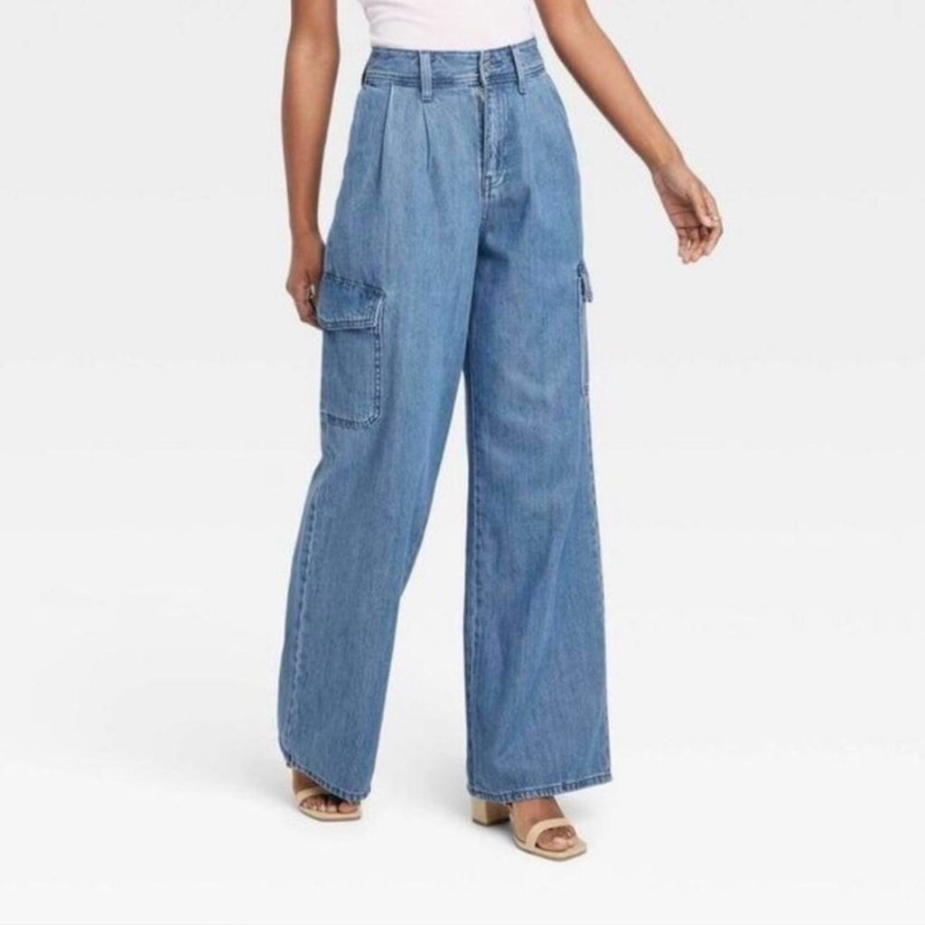 Universal Threads Wide Leg Cargo